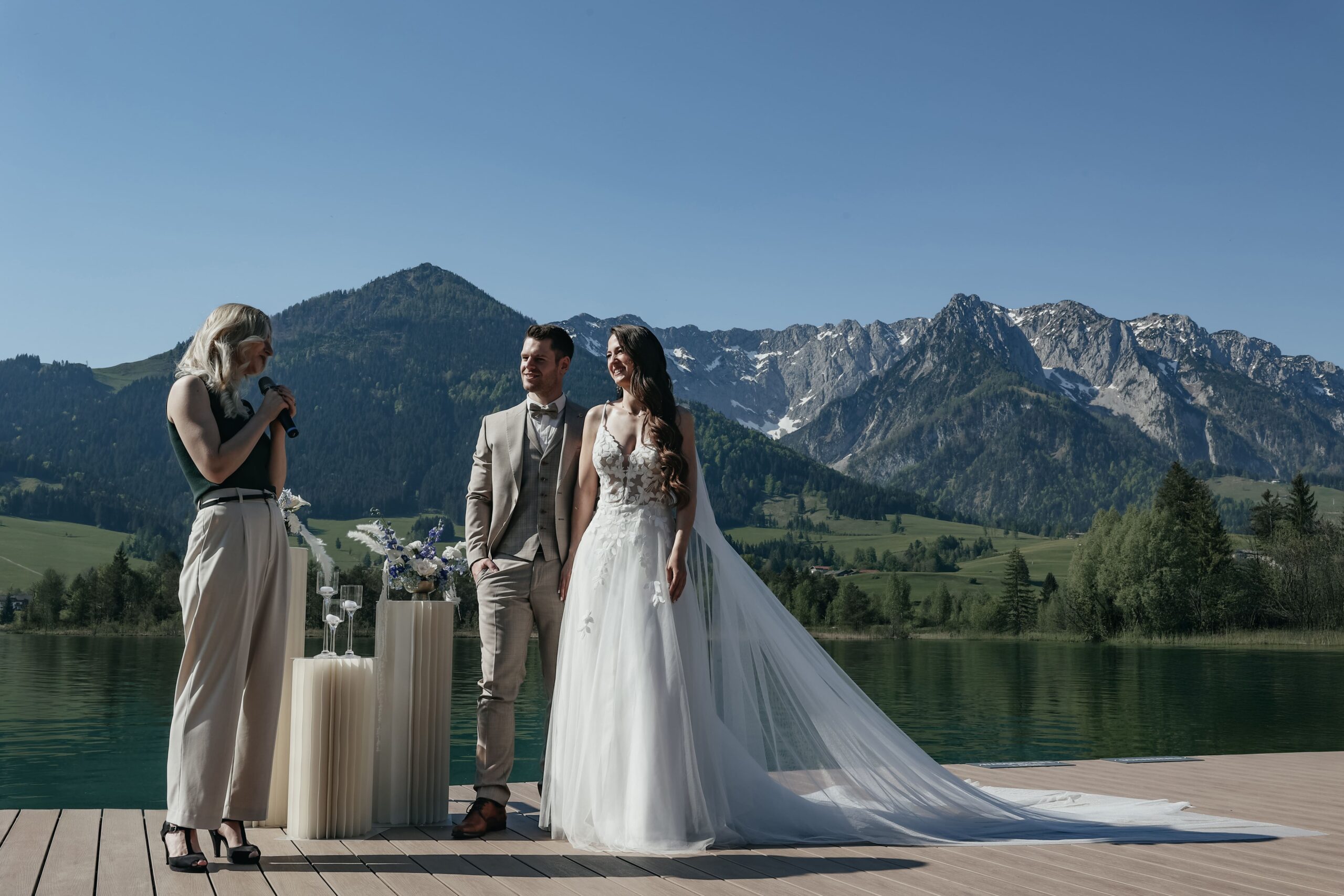 Elopement Hhochzeit, freie Trauung in den Bergen mit Evylin Trauredner aus Regensburg