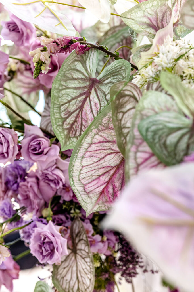 Brautstrauß Nahaufnahme bei freier Trauung und Hochzeit mit wenig Gästen